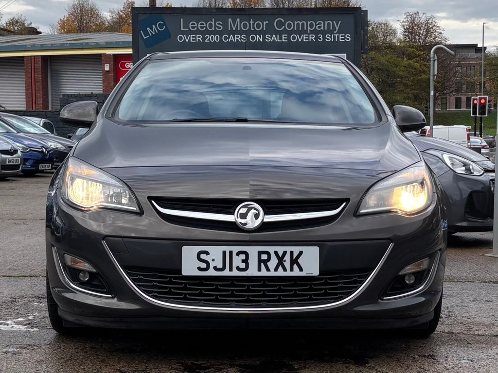 Used Vauxhall Astra 2013 for sale - 76496250: Photo 4