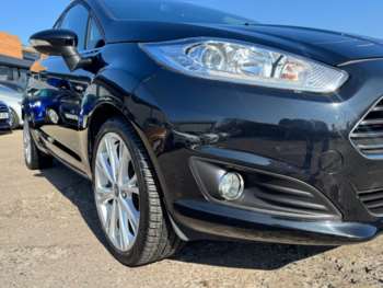 Used Ford Fiesta 2016 for sale - 74091012: Photo