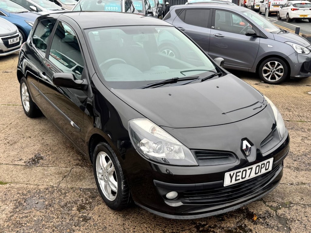 Used Renault Clio 2007 for sale - 76509492: Photo 2