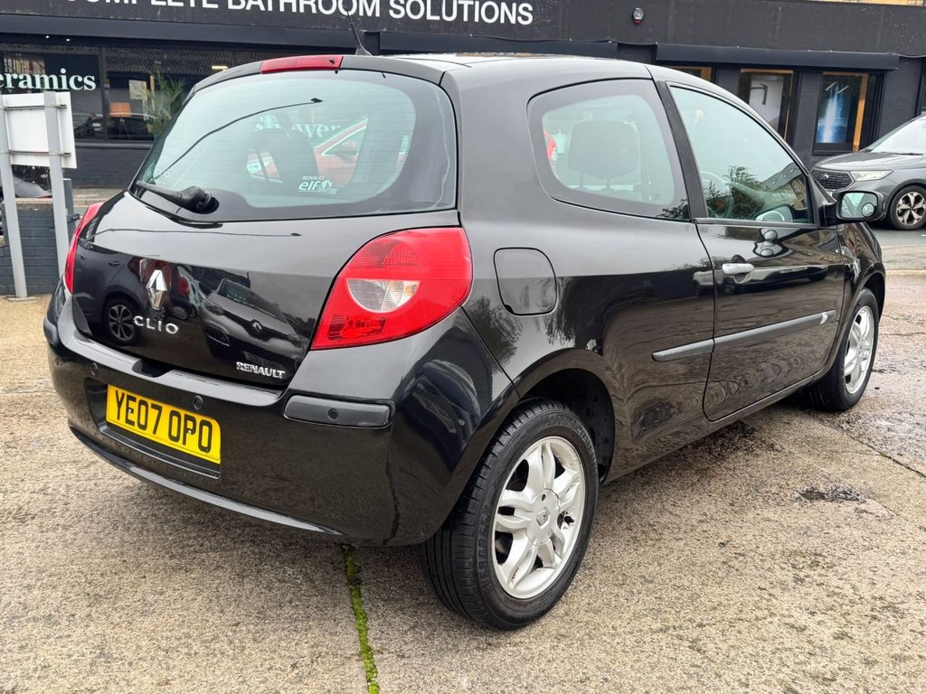 Used Renault Clio 2007 for sale - 76509492: Photo 5