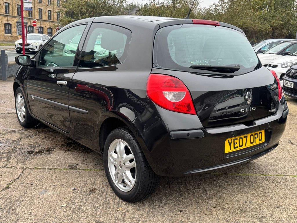 Used Renault Clio 2007 for sale - 76509492: Photo 9