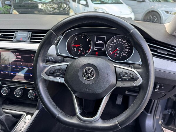 Used Volkswagen Passat 2021 for sale - 75433092: Photo 31