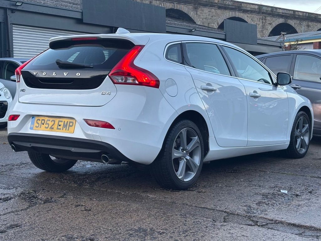 Used Volvo V40 2012 for sale - 76797544: Photo 13