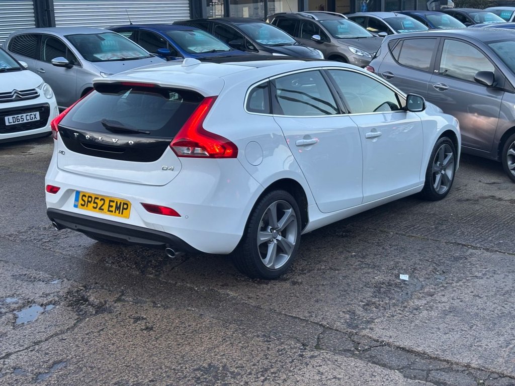 Used Volvo V40 2012 for sale - 76797544: Photo 14