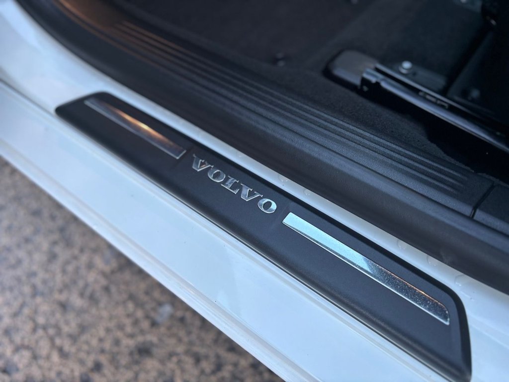 Used Volvo V40 2012 for sale - 76797544: Photo 27