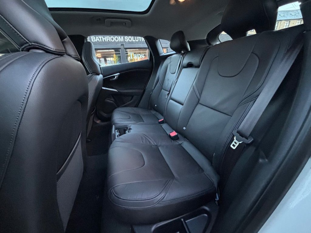 Used Volvo V40 2012 for sale - 76797544: Photo 29