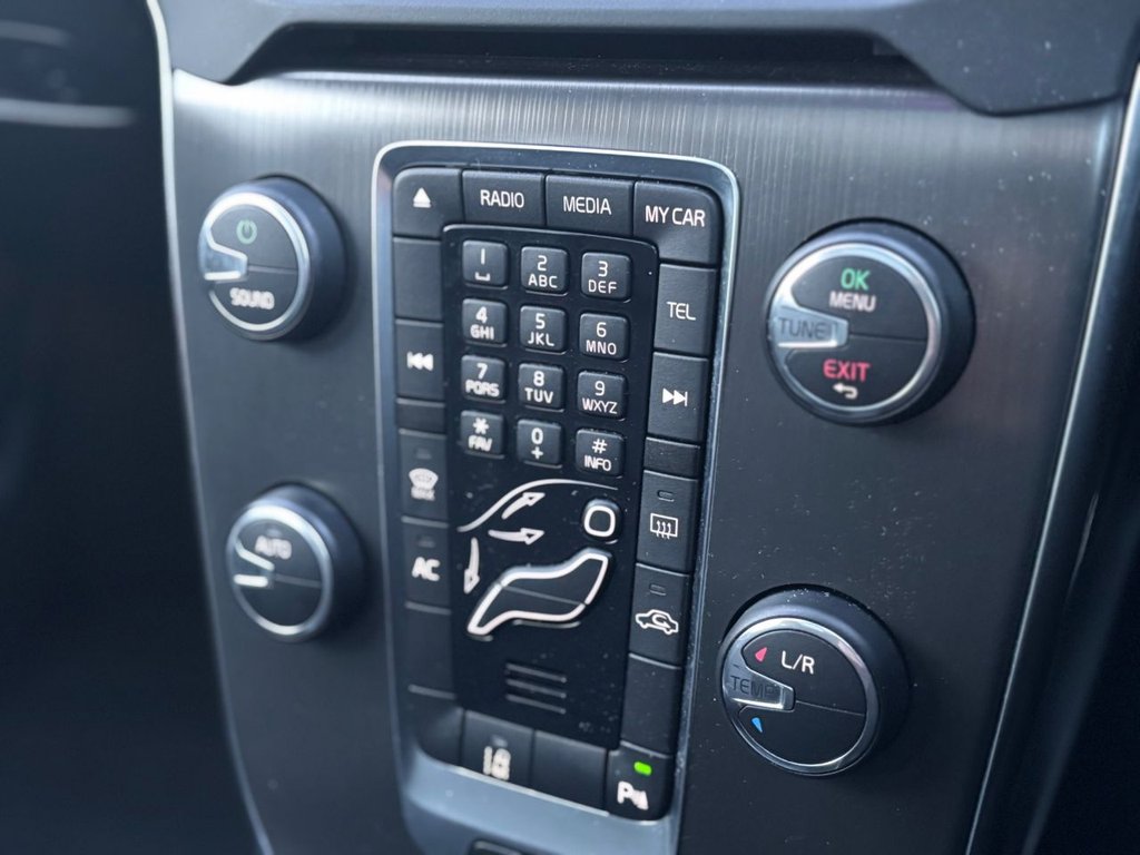 Used Volvo V40 2012 for sale - 76797544: Photo 43