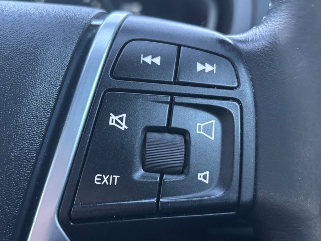 Used Volvo V40 2012 for sale - 76797544: Photo 48