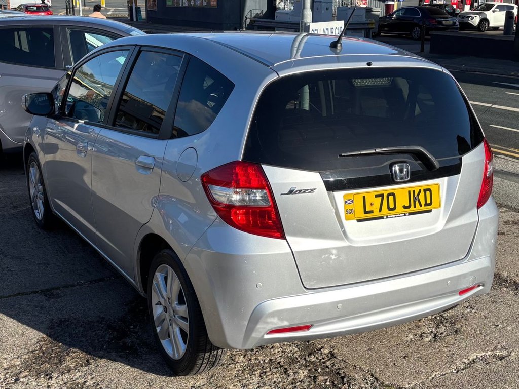 Used Honda Jazz 2015 for sale - 76395897: Photo 10