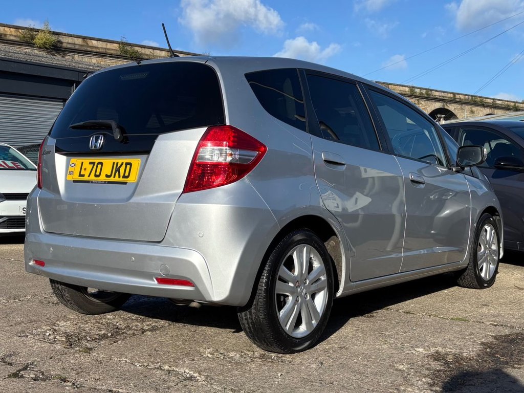 Used Honda Jazz 2015 for sale - 76395897: Photo 14