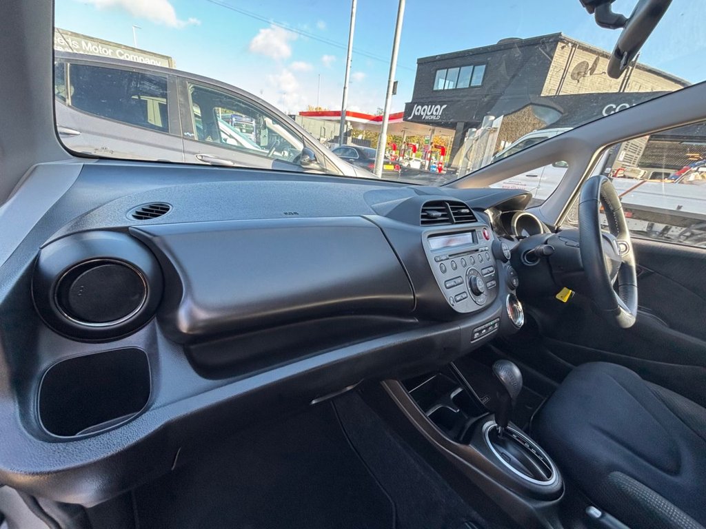 Used Honda Jazz 2015 for sale - 76395897: Photo 27