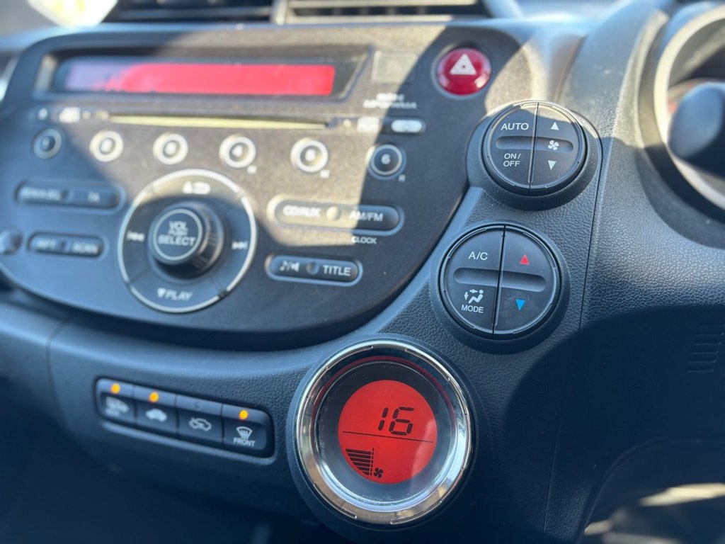 Used Honda Jazz 2015 for sale - 76395897: Photo 40