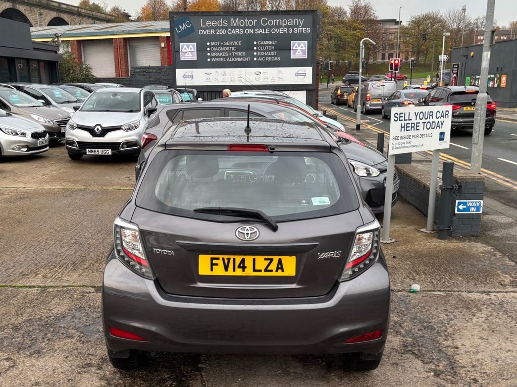 Used Toyota Yaris 2014 for sale - 76509399: Photo 12