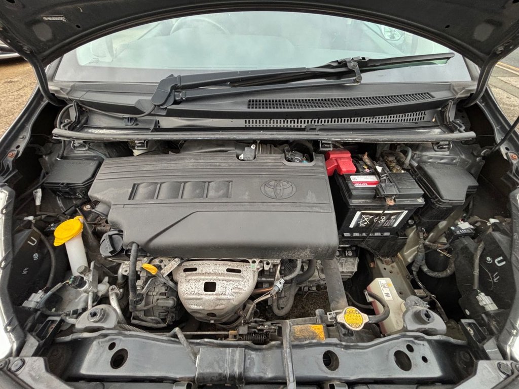 Used Toyota Yaris 2014 for sale - 76509399: Photo 17