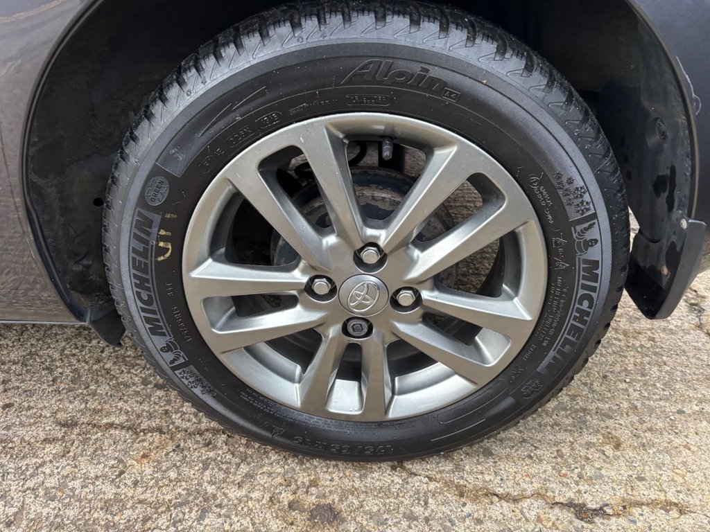 Used Toyota Yaris 2014 for sale - 76509399: Photo 18