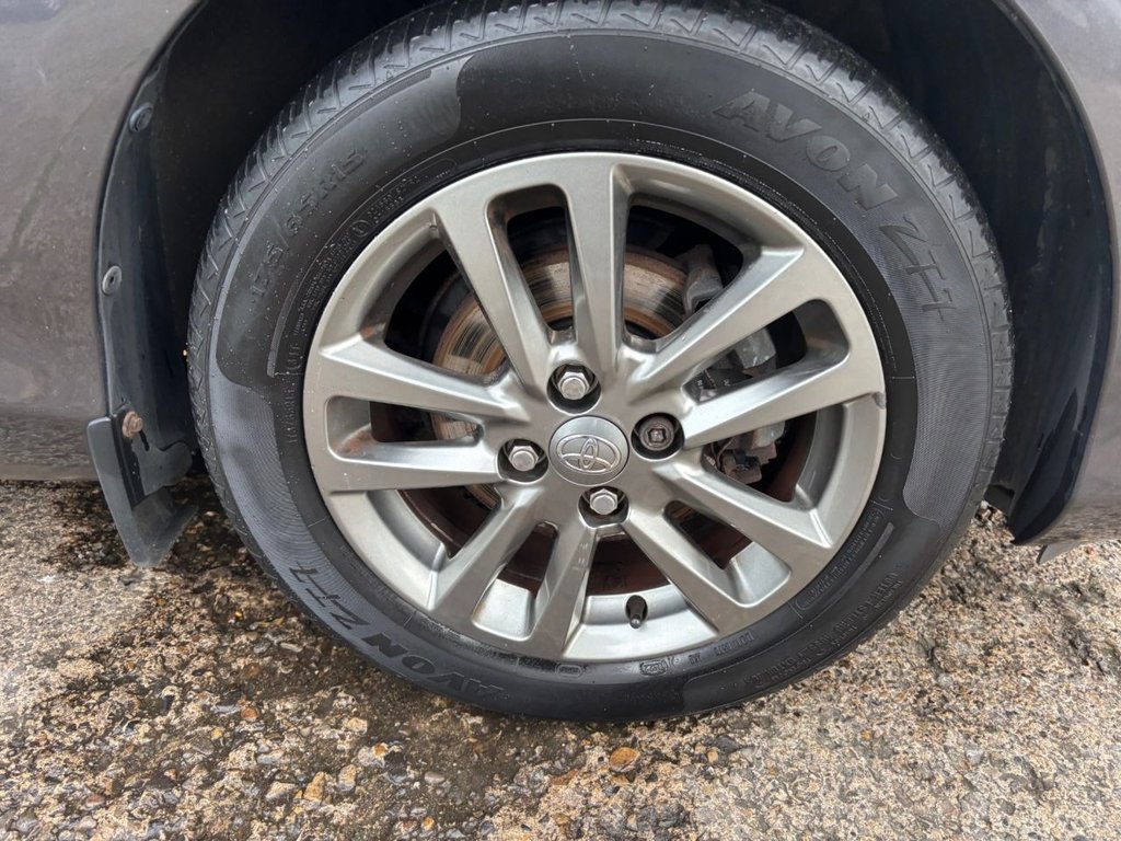 Used Toyota Yaris 2014 for sale - 76509399: Photo 20