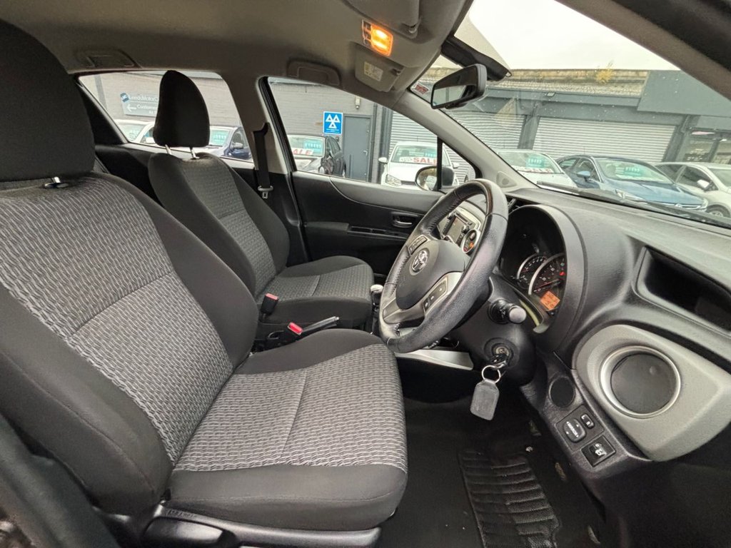 Used Toyota Yaris 2014 for sale - 76509399: Photo 29