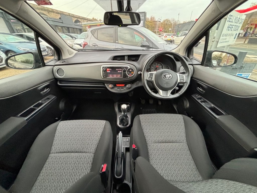 Used Toyota Yaris 2014 for sale - 76509399: Photo 31