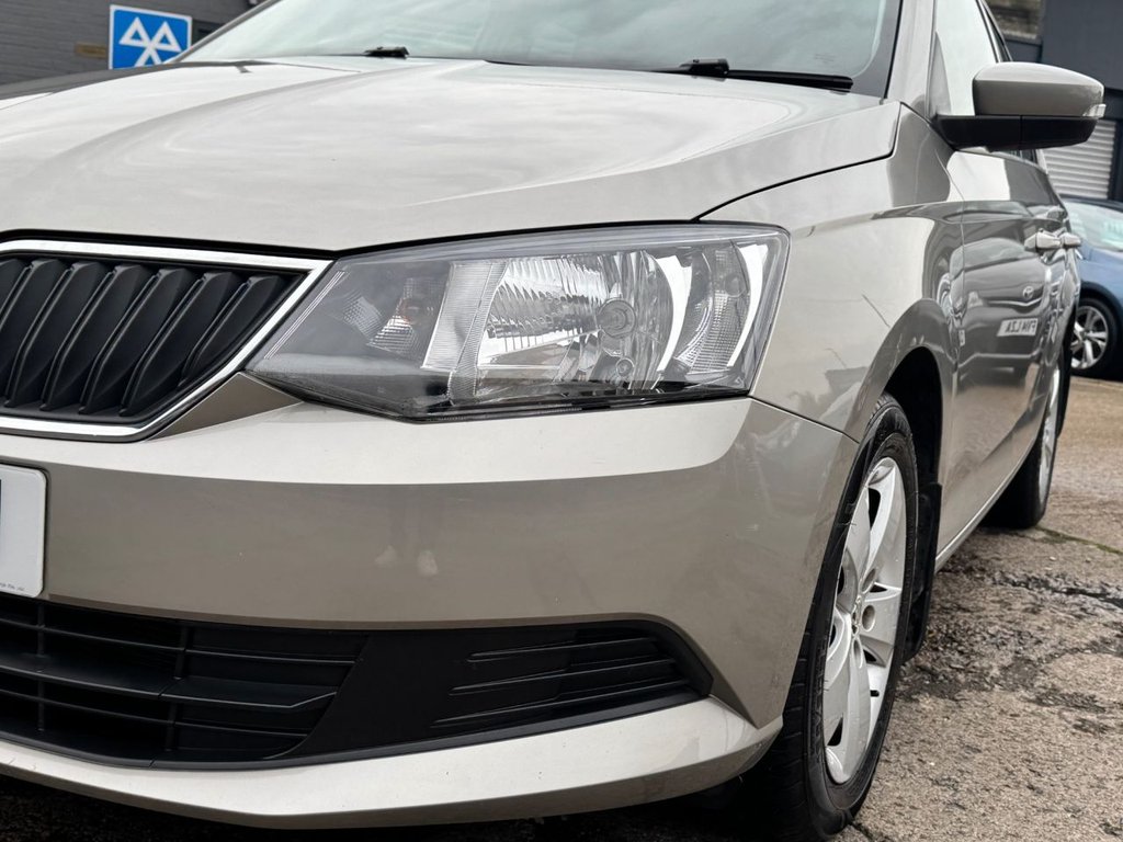 Used Skoda Fabia 2015 for sale - 76698097: Photo 12