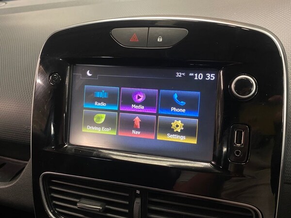 Used Renault Clio 2018 for sale - 75230278: Photo 32
