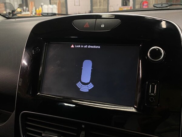Used Renault Clio 2018 for sale - 75230278: Photo 35