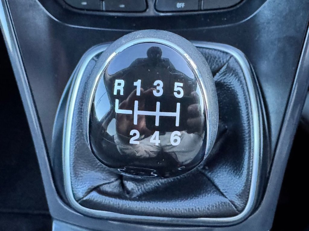 Used Ford Kuga 2015 for sale - 76867619: Photo 28