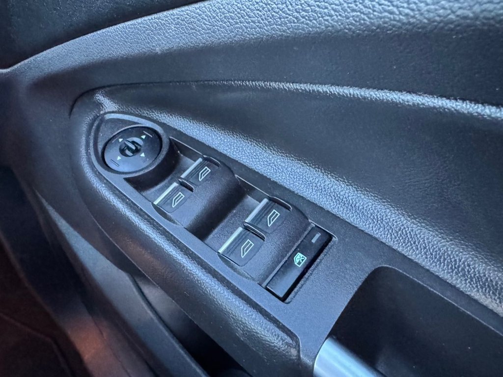 Used Ford Kuga 2015 for sale - 76867619: Photo 37