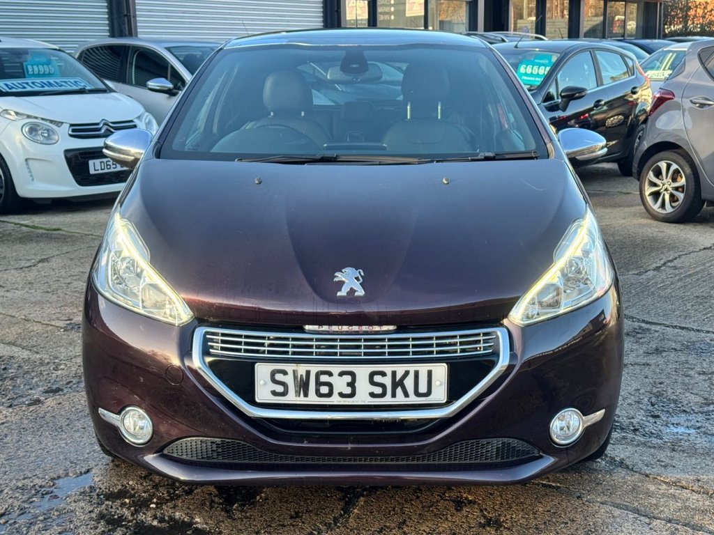 Used Peugeot 208 2013 for sale - 76698937: Photo 13