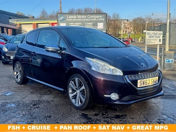 Used Peugeot 208 2013 for sale - 76698937: Photo