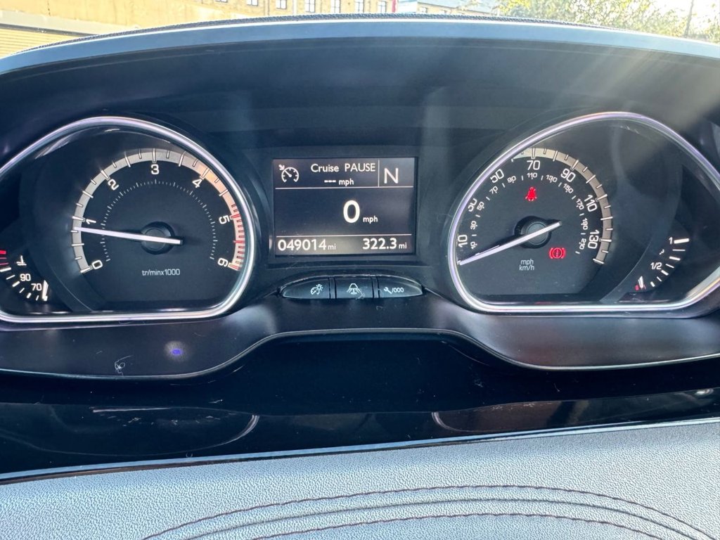 Used Peugeot 208 2013 for sale - 76698937: Photo 25