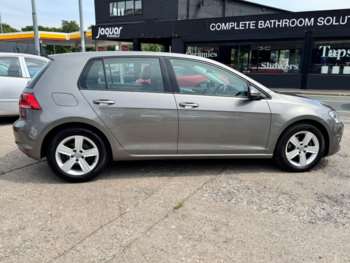 Used Volkswagen Golf 2016 for sale - 75020665: Photo