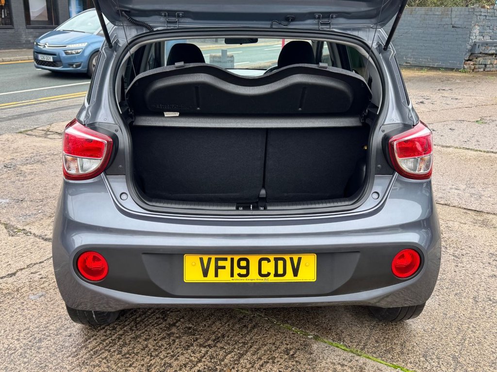 Used Hyundai i10 2019 for sale - 76132232: Photo 14