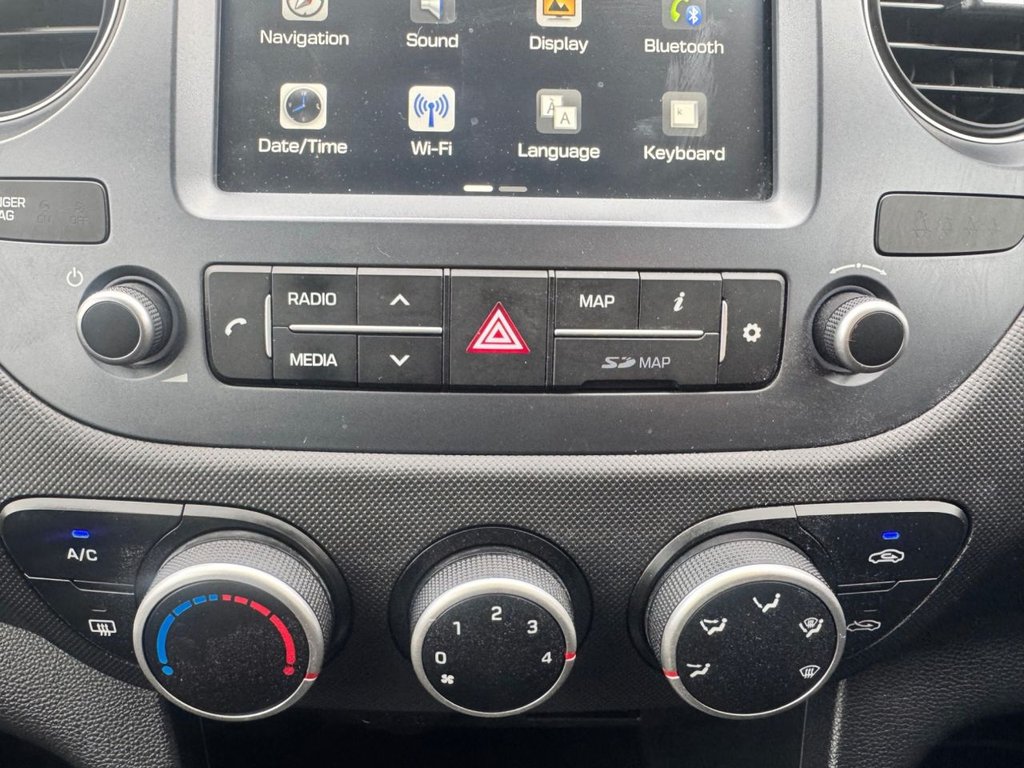 Used Hyundai i10 2019 for sale - 76132232: Photo 25