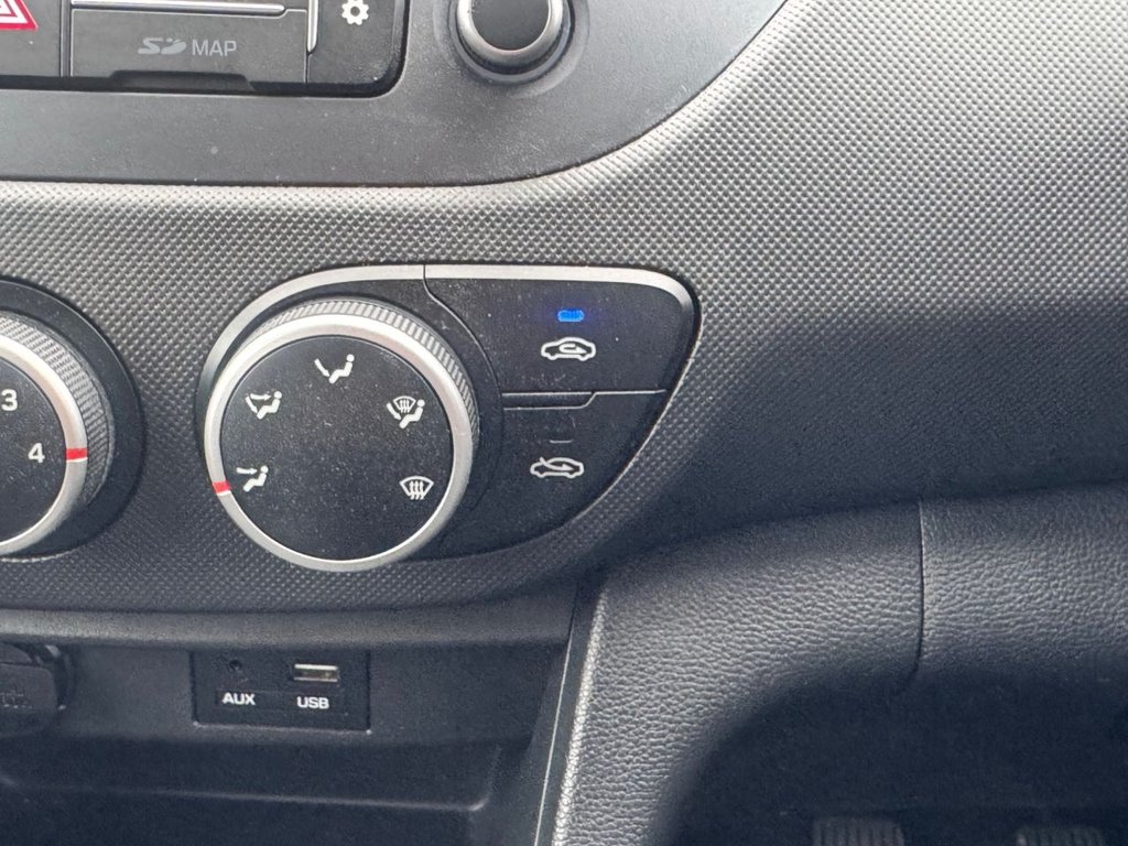 Used Hyundai i10 2019 for sale - 76132232: Photo 27