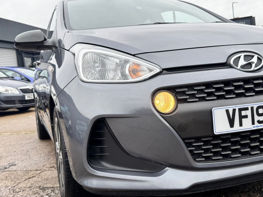 Used Hyundai i10 2019 for sale - 76132232: Photo 3