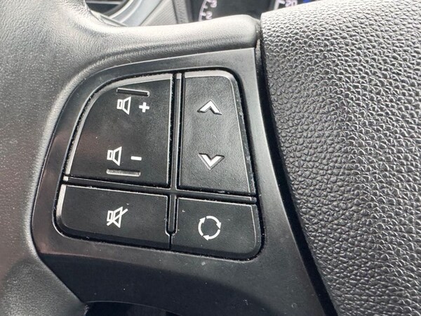 Used Hyundai i10 2019 for sale - 76132232: Photo 31