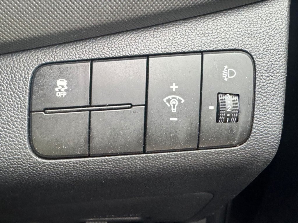 Used Hyundai i10 2019 for sale - 76132232: Photo 35