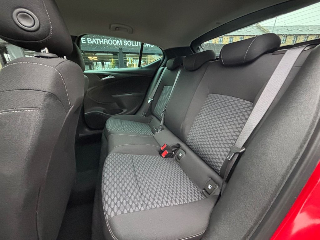 Used Vauxhall Astra 2019 for sale - 76820342: Photo 28