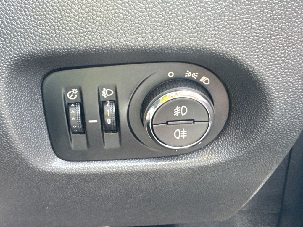 Vehicle 33