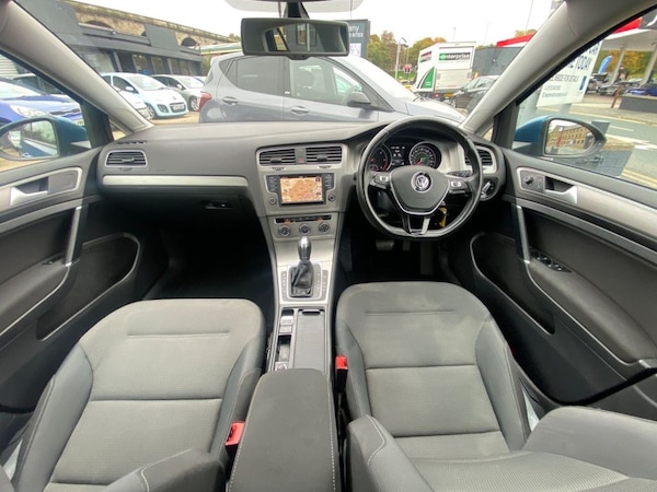 Used Volkswagen Golf 2016 for sale - 76291512: Photo 35