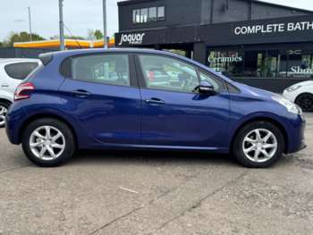 Used Peugeot 208 2013 for sale - 74494733: Photo