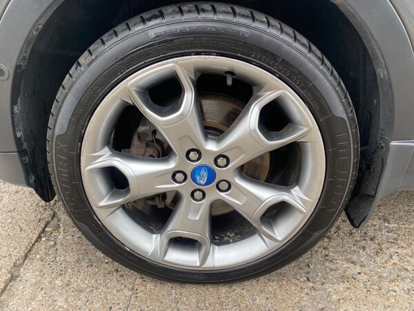 Used Ford Kuga 2015 for sale - 76279620: Photo 19