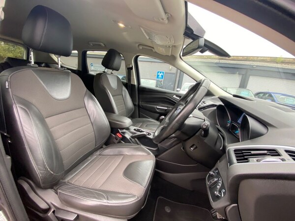 Used Ford Kuga 2015 for sale - 76279620: Photo 30