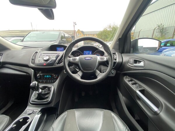 Used Ford Kuga 2015 for sale - 76279620: Photo 35