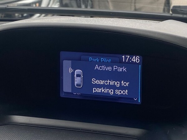 Used Ford Kuga 2015 for sale - 76279620: Photo 44