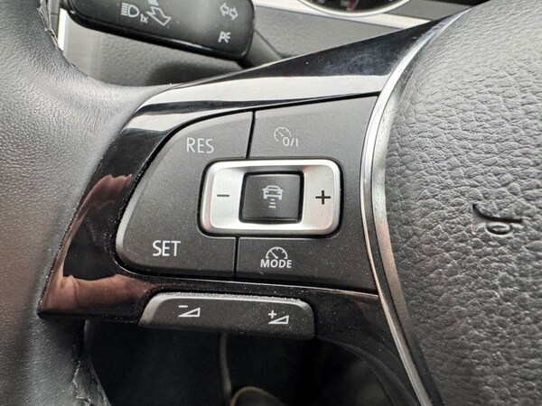Used Volkswagen Golf 2015 for sale - 76266828: Photo 35