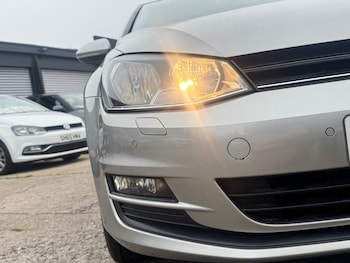 Used Volkswagen Golf 2015 for sale - 76266828: Photo 4