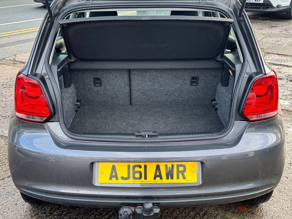 Used Volkswagen Polo 2011 for sale - 76848365: Photo 15