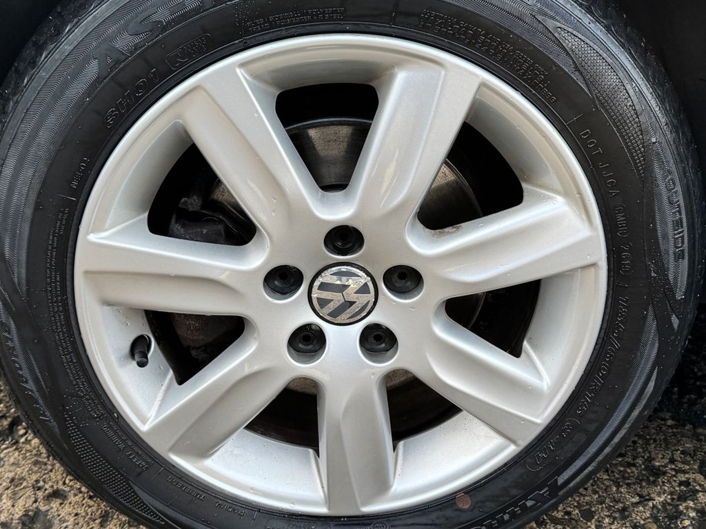 Used Volkswagen Polo 2011 for sale - 76848365: Photo 17