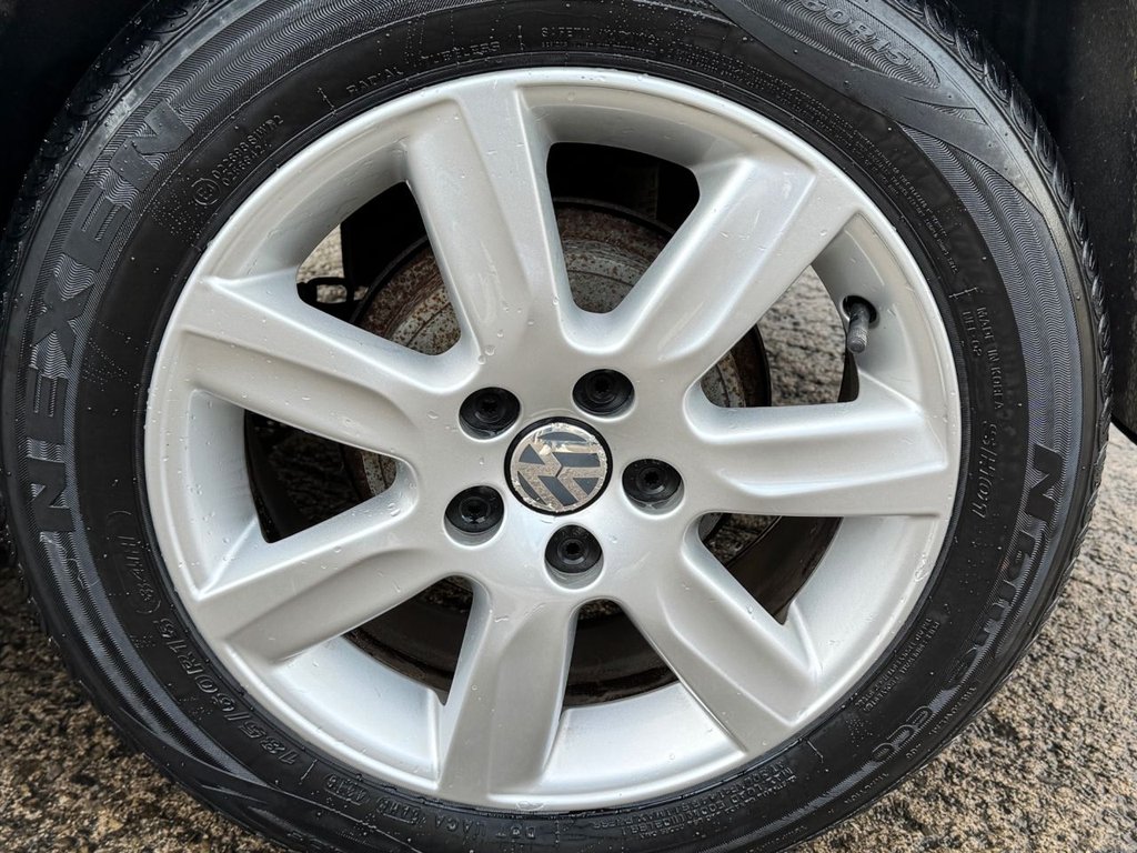 Used Volkswagen Polo 2011 for sale - 76848365: Photo 18